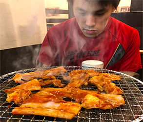 打ち上げは焼き肉